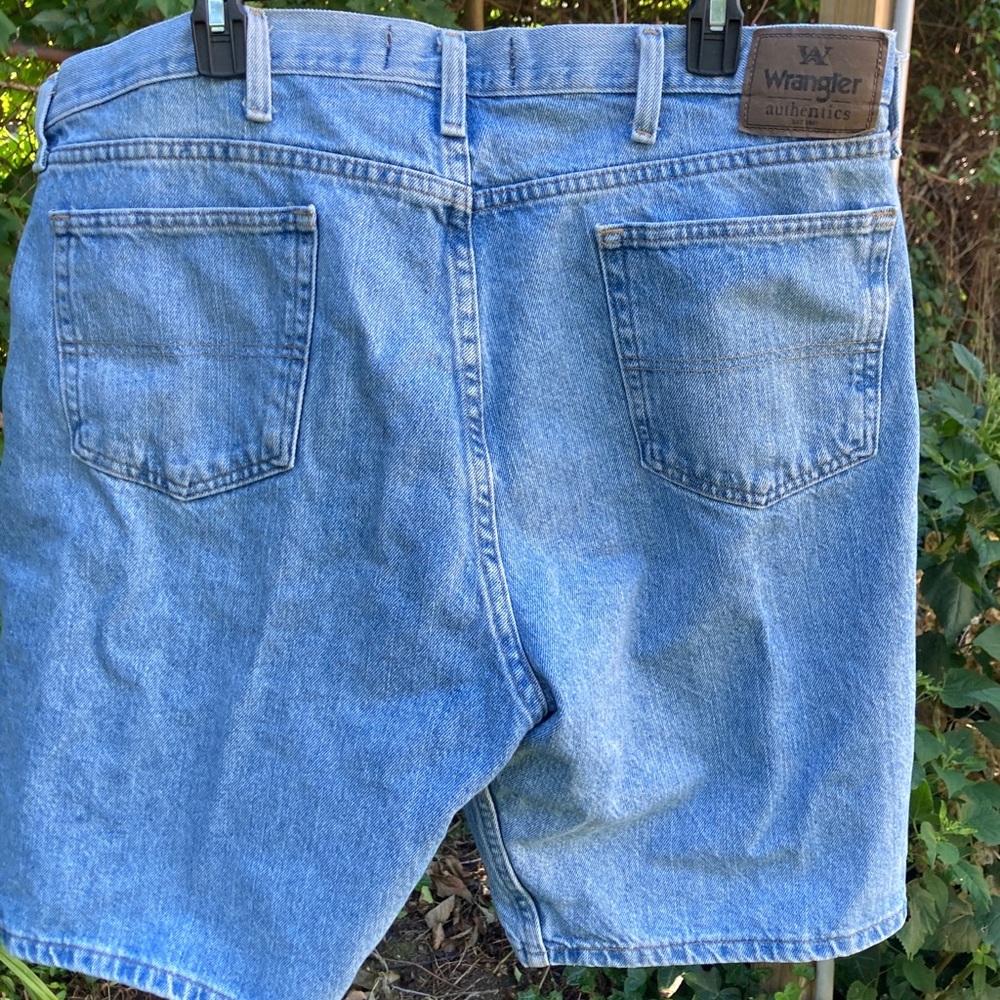 Wrangler Authentics Mens shorts size 40 - Picture 8 of 10